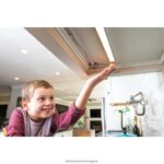 инструменти бг BLACK+DECKER 3-bar LED комплект осветление под шкаф топло бяло 9" V8R6ZD710 - Image 4