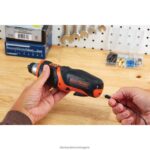 инструменти бг BLACK+DECKER 4v max акумулаторна отвертка с комплект за окачване на картини V8R6ZD564 - Image 3