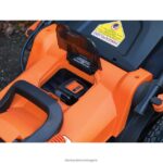 на открито бг BLACK+DECKER 40v max безжична косачка за трева с включени батерия и зарядно устройство V8R6ZD422 - Image 4