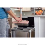 почистване бг BLACK+DECKER електрометачка за подове V8R6ZD101 - Image 5