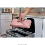 почистване бг BLACK+DECKER електрометачка за подове V8R6ZD101 - Image 6